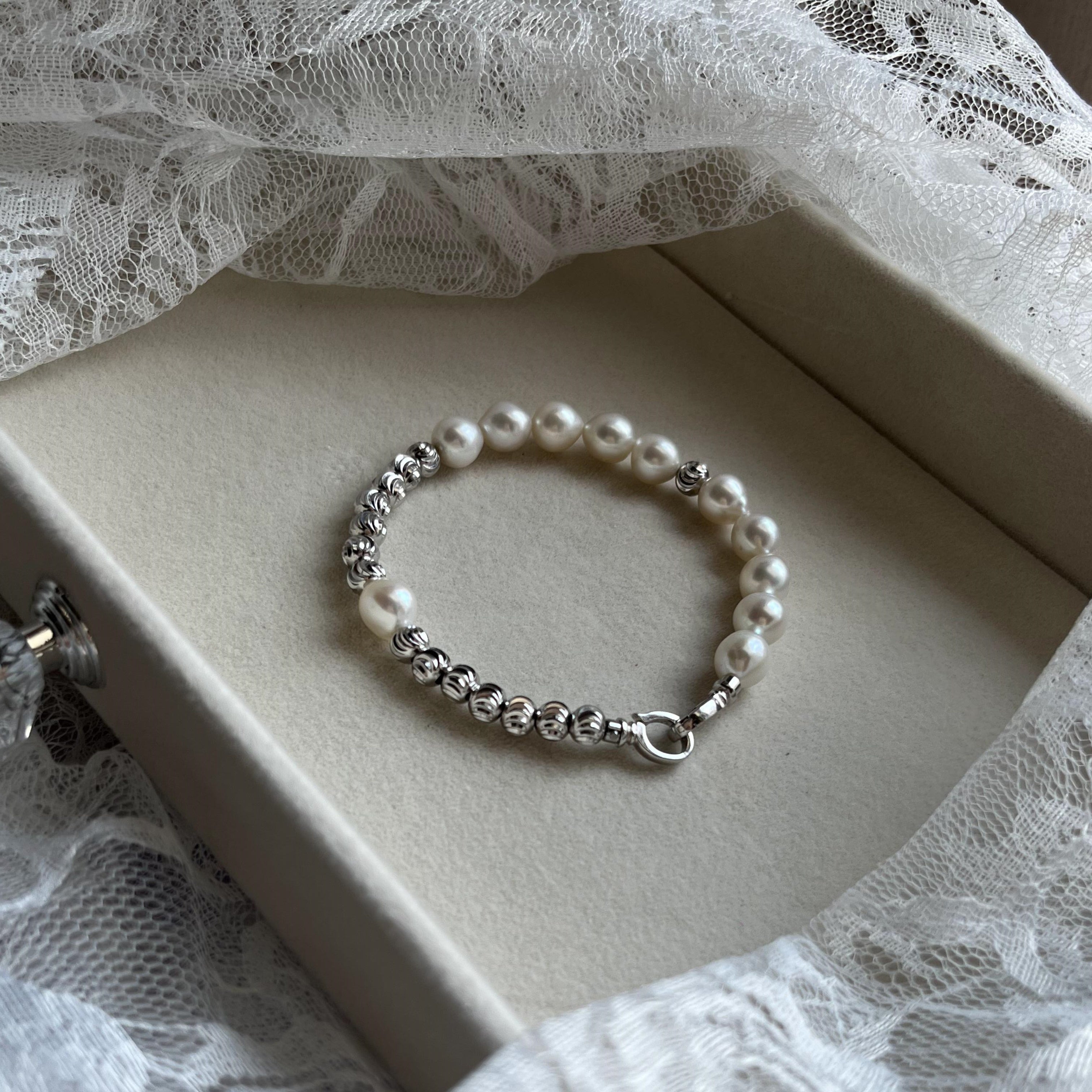 Freshwater Pearl Bracelet / Freshwater Baroque Pearls